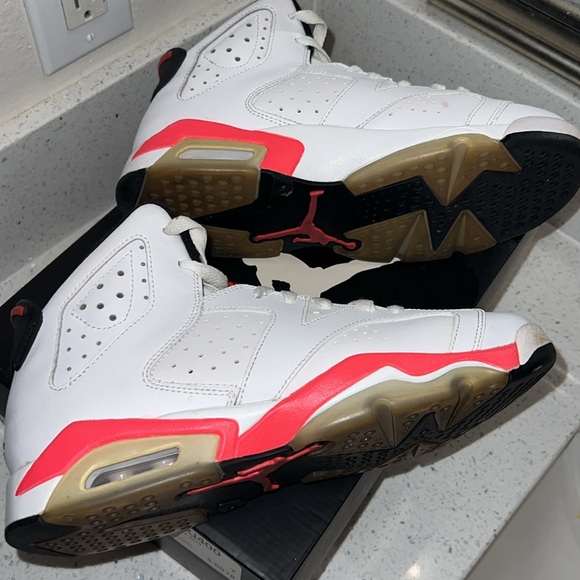 Air Jordan 6 Retro 'White Infrared' 2014 7Y - Picture 6 of 7